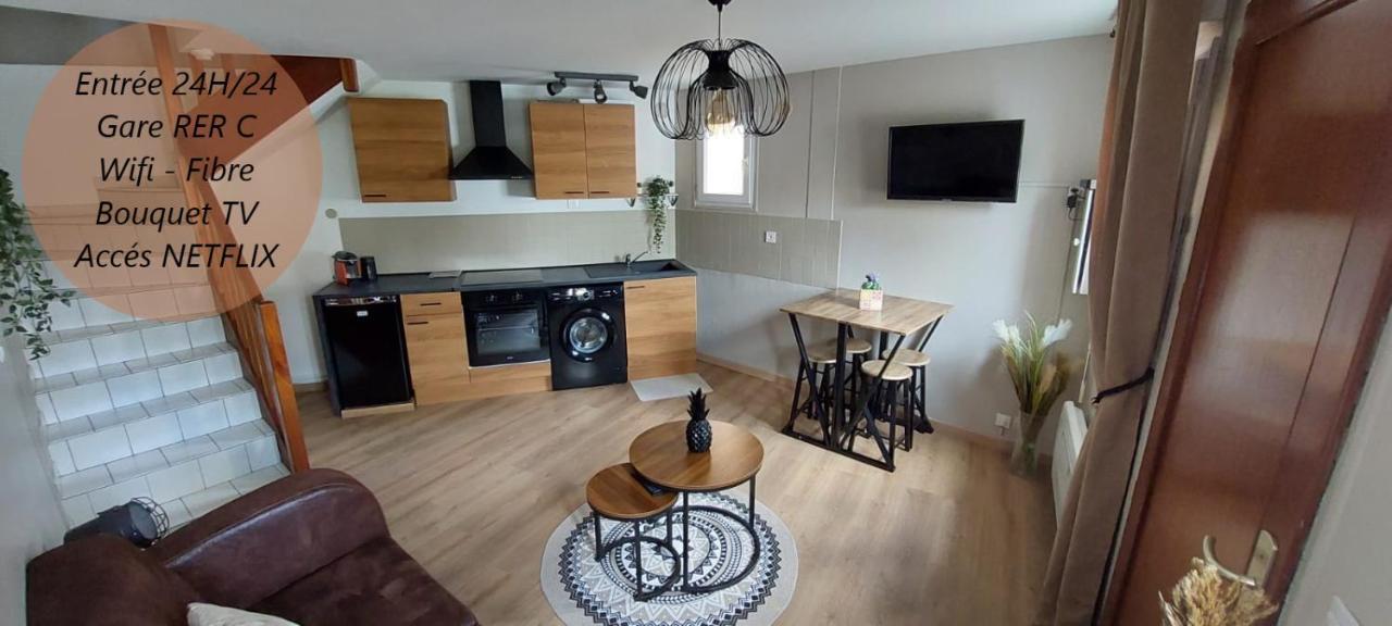 Nouveau : Rustik'house - A 2 Pas De La Gare Rer C Apartment *